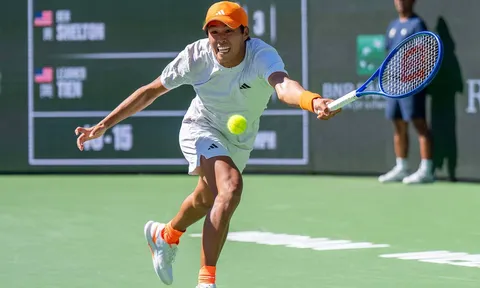 Learner Tien gây sốc trước Ben Shelton