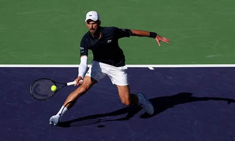 Djokovic giải "cơn khát" 9 năm tại Indian Wells 