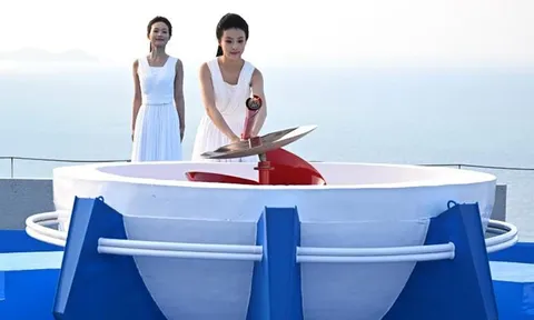 Ngọn lửa Đại hội Thể thao Bãi biển châu Á lần thứ 6 chính thức trở về Tam Á