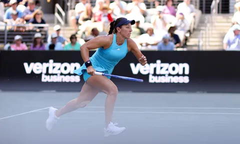 Thắng trận đấu dài nhất sự nghiệp, Pegula vào vòng 3 Charleston Open 2026