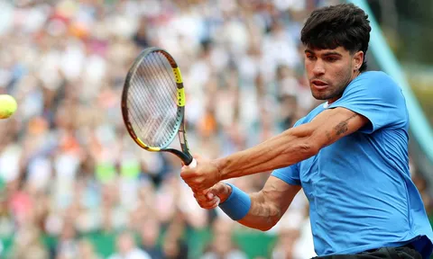 Alcaraz giành vé sớm vào vòng 3 Monte-Carlo Masters 2026