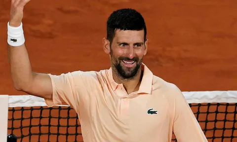 Djokovic lội ngược dòng thắng sức trẻ của Mpetshi Perricard