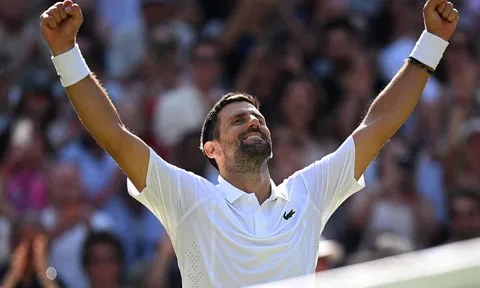 Djokovic thắng trận tứ kết dài nhất lịch sử sau hơn 5 giờ bào sức