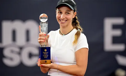 Korpatsch - tay vợt Đức đầu tiên đăng quang tại Hamburg kể từ thời Steffi Graf