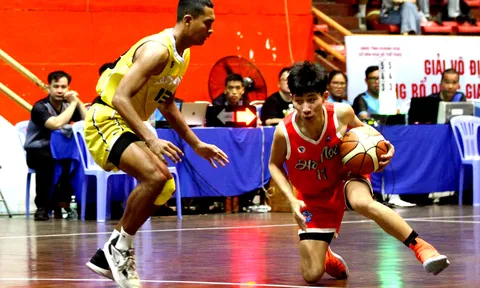 Tuyển Bóng rổ Sóc Trăng giữ vững thành tích