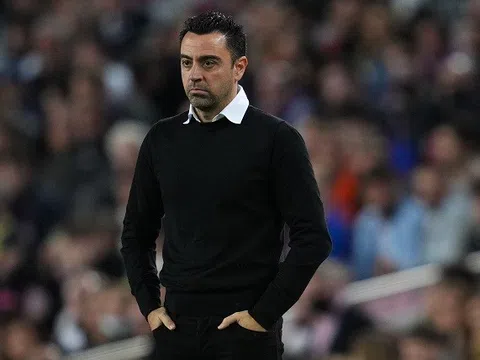 Huấn luyện viên Xavi chưa hết bàng hoàng sau thất bại của Barcelona