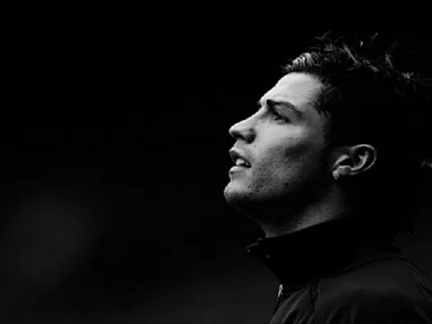 Cristiano Ronaldo nhận cú sốc lớn trước đại chiến với Liverpool