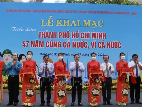 Khai mạc triển lãm 'Thành phố Hồ Chí Minh - 47 năm cùng cả nước, vì cả nước'