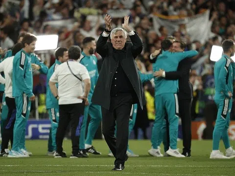 HLV Carlo Ancelotti và tiền đạo Rodrygo cùng lập kỷ lục ở Champions League