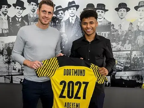 Dortmund chiêu mộ “thần đồng” trẻ để thay vị trí của Haaland