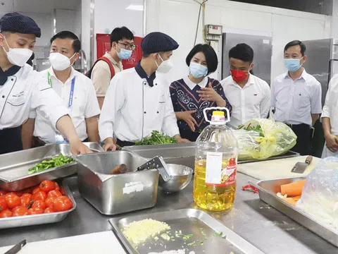 Hà Nội: Kiểm tra công tác bảo đảm an toàn thực phẩm tại các khách sạn phục vụ SEA Games 31