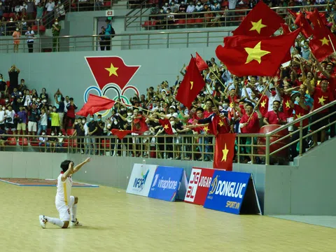 Bóng đá trong nhà SEA Games 31: Đội tuyển futsal Myanmar choáng váng khi phải nhận 3 bàn thua chỉ trong 2 phút