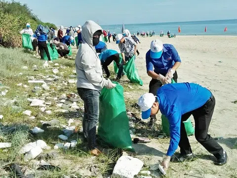 Chung tay Giảm thiểu rác thải nhựa đại dương tại Việt Nam