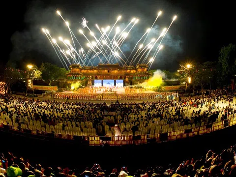 Festival Huế 2022: Trải nghiệm sắc màu văn hóa, nghệ thuật