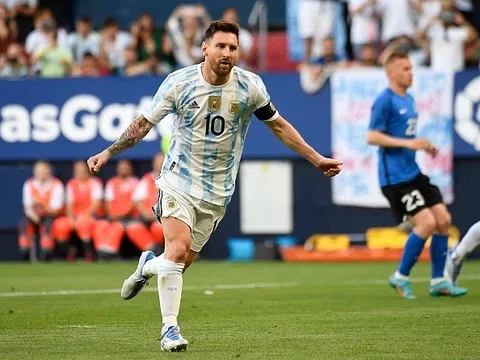 Lionel Messi tỏa sáng trong ngày đội tuyển Argentina "nghiền nát'' Estonia