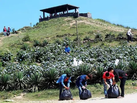 Lạng Sơn bảo vệ môi trường gắn với phát triển du lịch bền vững