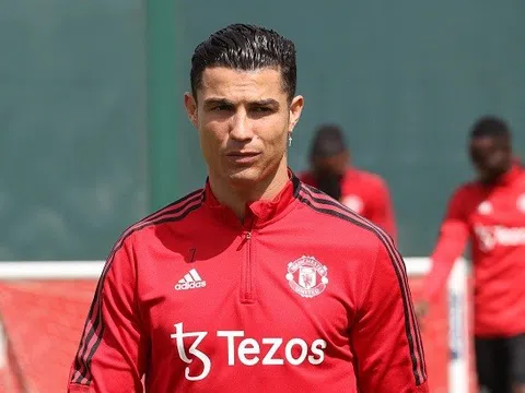 Man United ra thời hạn chót để C.Ronaldo hội quân trong tour du đấu mùa hè