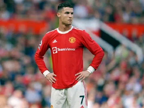 C.Ronaldo tố truyền thông Anh đăng tin không đúng về tương lai của mình