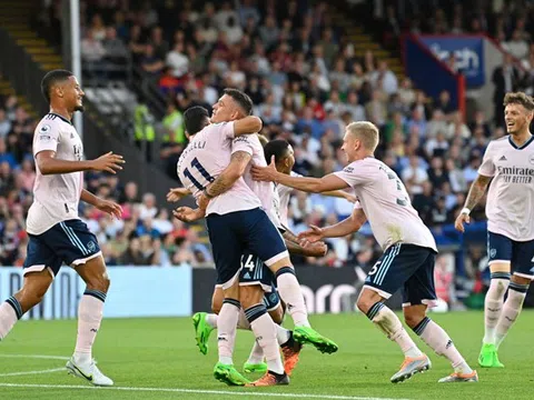 Crystal Palace - Arsenal > 0-2: "Pháo thủ" khởi đầu suôn sẻ