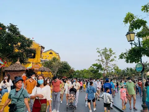 Hà Nội, TPHCM và Vùng KTTĐ miền Trung 'nắm tay' phát triển du lịch
