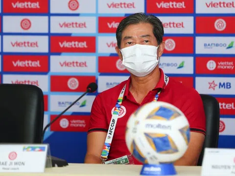 AFC Cup 2022: Bae Ji-won chỉ biết nói lời cay đắng