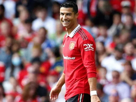 Sporting Lisbon gửi lời đề nghị chiêu mộ C.Ronaldo của Man United
