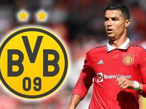 Cristiano Ronaldo hết đường gia nhập Dortmund