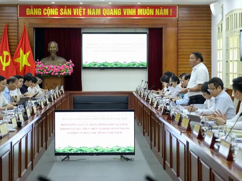 Bộ trưởng Nguyễn Văn Hùng: Xây dựng văn hóa doanh nghiệp trên hai trụ cột chính là chấp hành quy định pháp luật và trách nhiệm với xã hội