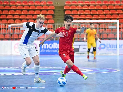 Đội tuyển futsal Việt Nam: Huấn luyện viên Diego Giustozzi tiếp tục chạy thử đội hình