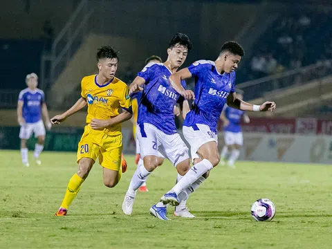 V.League 2022: Hòa khí sinh tài