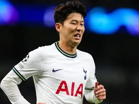 Tiền đạo Son Heung-min bị huấn luyện viên Antonio Conte của Tottenham cảnh báo