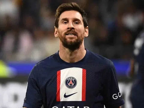 Truyền thông Pháp thay đổi thái độ với Lionel Messi sau khởi đầu ấn tượng