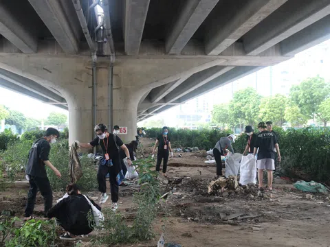 Hà Nội: Hơn 700 tình nguyện viên tham dự “Ngày hội nhặt rác thế giới”