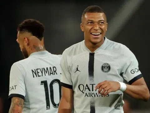 Mâu thuẫn giữa Neymar và Kylian Mbappe chưa thể hàn gắn