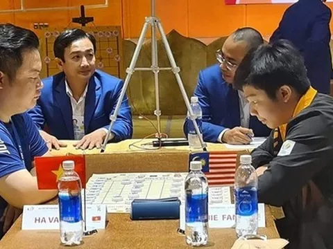 Giải cờ Tướng các đấu thủ mạnh toàn quốc 2022: Lại Lý Huynh, Hà Văn Tiến vô địch nội dung đầu tiên