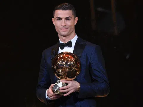 Cristiano Ronaldo tham dự Lễ trao giải "Quả bóng Vàng" 2022