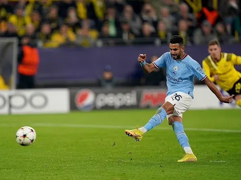 Man City lập kỷ lục về số lần đá hỏng penalty, Dortmund đi tiếp tại Champions League