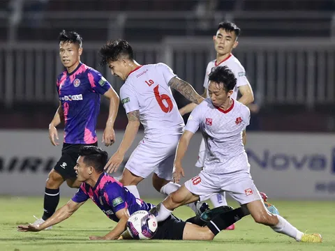 V. League 2022: Ngột ngạt dưới đáy bảng