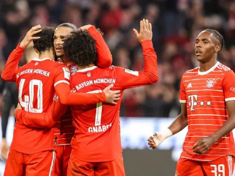 Bayern Munich nhấn chìm Bremen để xây chắc ngôi đầu bảng Bundesliga