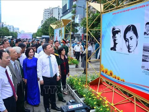 Triển lãm ảnh về thân thế, cuộc đời và sự nghiệp của Thủ tướng Võ Văn Kiệt