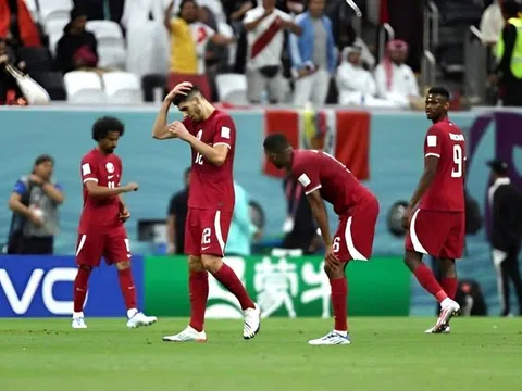 Bảng A > Qatar 1-3 Senegal: Chủ nhà bị loại sớm