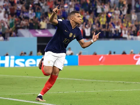 Bảng D > Pháp 2-1 Đan Mạch: Mbappe giúp Les Blues vượt qua vòng bảng