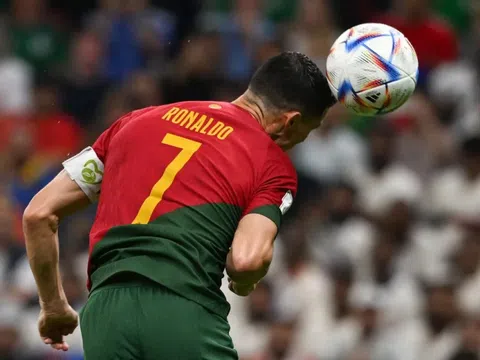 World Cup 2022: Connected Ball và… sợi tóc của Ronaldo