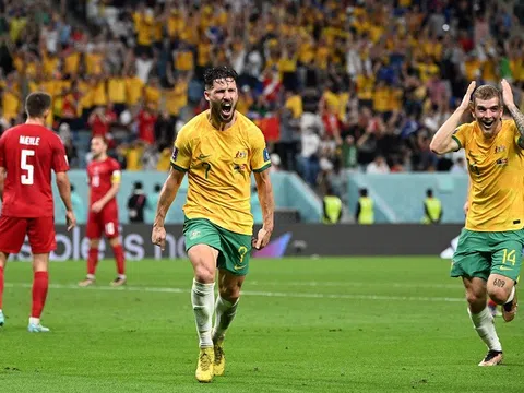 Bảng D > Australia 1-0 Đan Mạch: Socceroos lần đầu vượt qua vòng bảng sau 16 năm