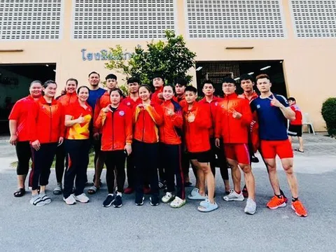 Đội tuyển cử tạ Việt Nam lên đường dự giải vô địch thế giới 2022