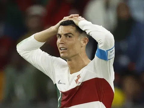Cristiano Ronaldo tố cầu thủ Hàn Quốc thiếu tôn trọng mình