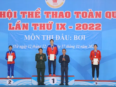 Ánh Viên phá kỷ lục và giành 2 huy chương vàng cho đoàn Quân đội trong ngày thi đầu tiên môn Bơi 