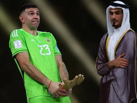 Vô địch World Cup 2022, thủ môn Emil Martinez muốn rời Aston Villa