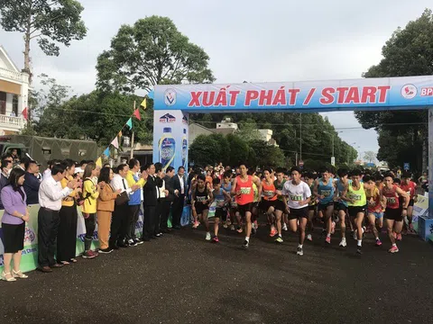 Hoàng Nguyên Thanh lần thứ 7 đăng quang giải vô địch quốc gia Việt dã leo núi “Chinh phục đỉnh cao Bà Rá”