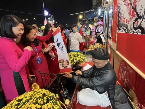 TP Hồ Chí Minh: Khai mạc Hội hoa Xuân Tao Đàn và chợ hoa Xuân 'Trên bến dưới thuyền'